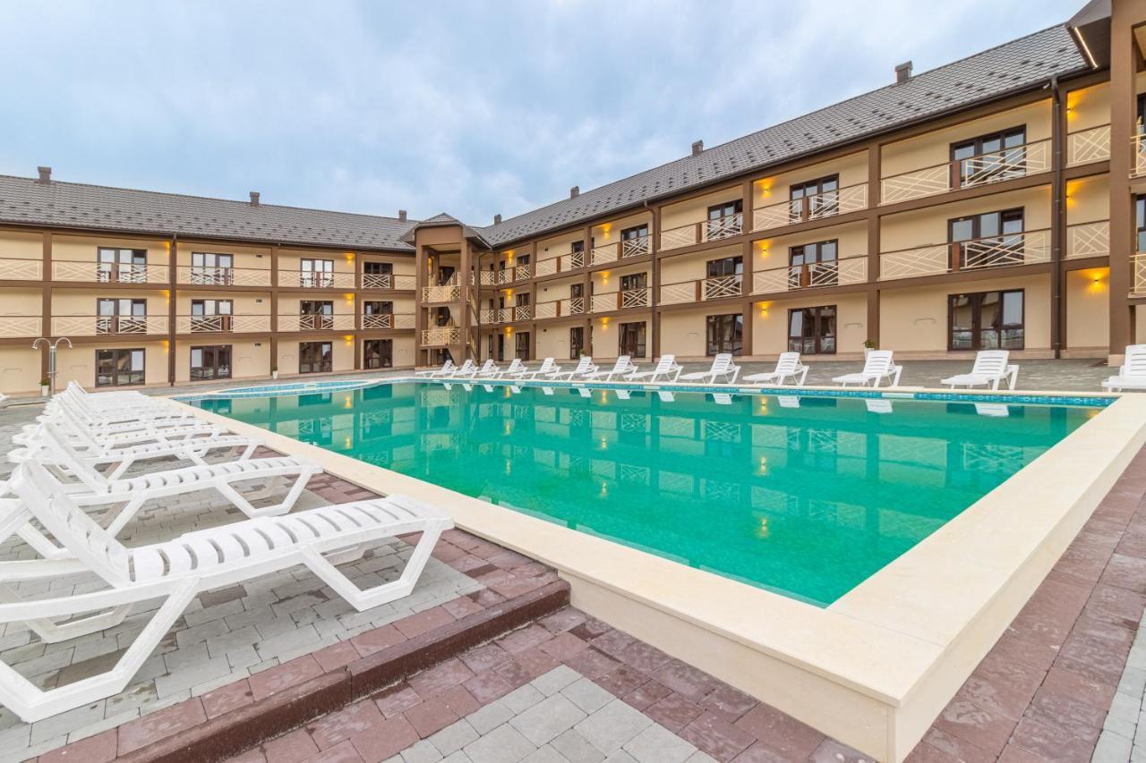 Nikoletta Hotel Solotvyno Eksteriør billede